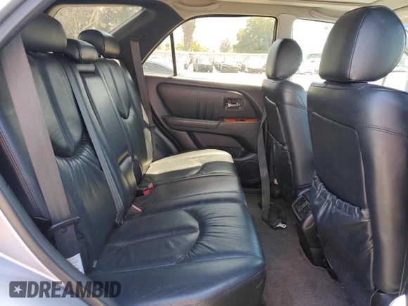 2002 Lexus RX 300 z VIN JTJGF10U920120790, wystawiony jako Copart lot #54898015 z przebiegiem 190 150 mil mil oraz Czysty tytuł • Clean title. Historia ofert i sprzedaży dostępna na DreamBid. Obrazek 11.
