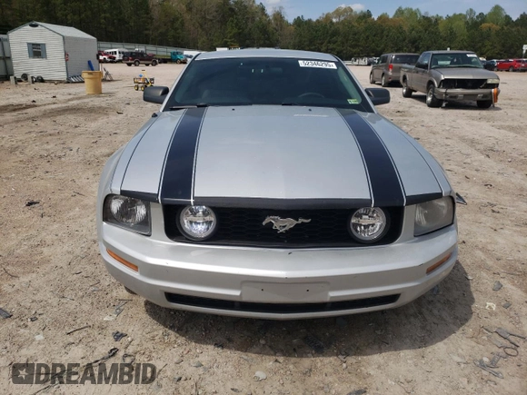 2005 Ford Mustang Deluxe with VIN 1ZVFT80N855113665, listed as a Copart auction lot 52346295 with 116,879 mi miles and Salvage title. Bid and sale history available at DreamBid. Image 5.