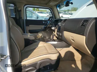 2007 Hummer H3 SUV with VIN 5GTDN13E678256437, listed as a Copart auction lot 70181984 with 189,653 mi miles and Clean Title. Bid and sale history available at carsss.com. Image 7.