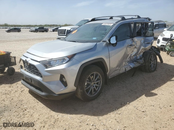 2021 Toyota RAV4 XLE Premium with VIN 2T3C1RFV3MC098588, listed as a Copart auction lot 49820925 with 0 mi miles and Salvage Title. Bid and sale history available at carsss.com. Image 1.