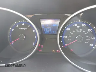 2015 Hyundai Tucson GLS with VIN KM8JT3AF1FU037247, listed as a IAAI auction lot 42145034 with 100,117 mi miles and . Bid and sale history available at DreamBid. Image 7.