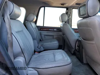 2006 Lincoln Navigator Luxury with VIN 5LMFU27526LJ08518, listed as a Copart auction lot 43039415 with 175,393 mi miles and Salvage Title. Bid and sale history available at carsss.com. Image 10.