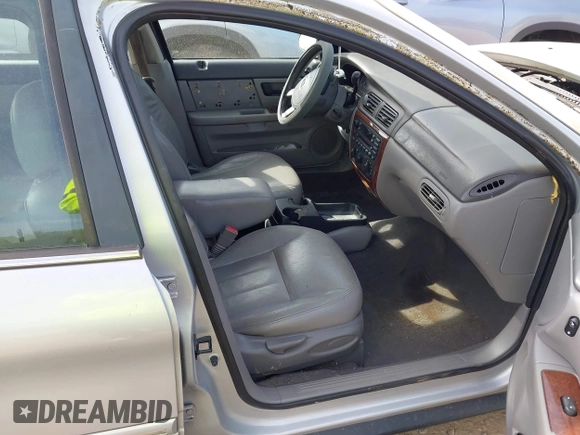 2005 Mercury Sable LS with VIN 1MEFM55S75A622262, listed as a IAAI auction lot 41958371 with Not Provided miles and . Bid and sale history available at carsss.com. Image 5.