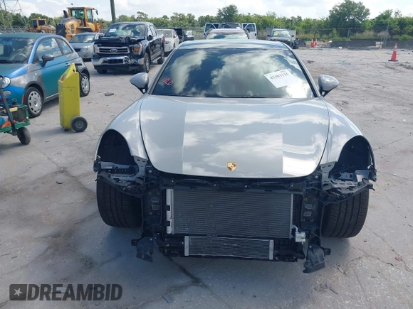 2018 Porsche Panamera 4 E-Hybrid z VIN WP0AE2A7XJL174378, wystawiony jako IAAI lot #42303125 z przebiegiem 35 636 mil mil oraz . Historia ofert i sprzedaży dostępna na DreamBid. Obrazek 12.