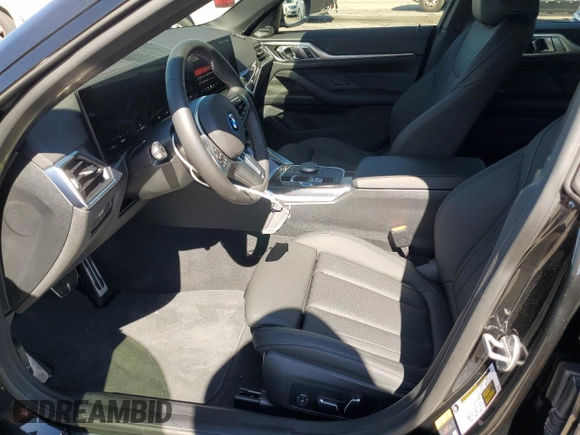 2024 BMW i4 M50 z VIN WBY33AW01RFS72681, wystawiony jako Copart lot #48484235 z przebiegiem 712 mil mil oraz Szkoda całkowita • Salvage title. Historia ofert i sprzedaży dostępna na DreamBid. Obrazek 7.