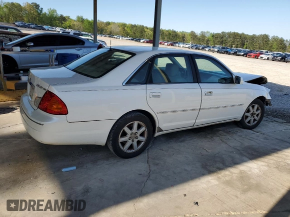 2000 Toyota Avalon XL with VIN 4T1BF28B6YU093177, listed as a Copart auction lot 51853895 with 189,631 mi miles and Salvage Title. Bid and sale history available at DreamBid. Image 3.