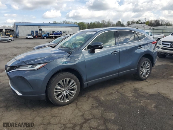 2021 Toyota Venza LE with VIN JTEAAAAH8MJ066190, listed as a Copart auction lot 54007625 with 14,867 mi miles and Salvage Title. Bid and sale history available at carsss.com. Image 1.