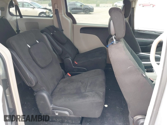2011 Chrysler Town & Country Touring with VIN 2A4RR5DGXBR780044, listed as a IAAI auction lot 42035045 with 205,627 mi miles and . Bid and sale history available at DreamBid. Image 8.