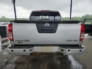 2018 Nissan Frontier SV with VIN 1N6AD0EV6JN744362, listed as a Copart auction lot 58524385 with 117,667 mi miles and Salvage title. Bid and sale history available at DreamBid. Image 6.