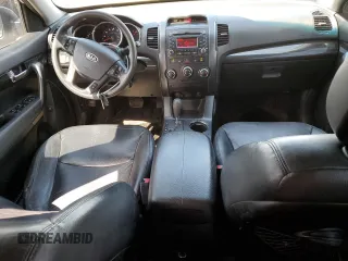 2013 Kia Sorento LX with VIN 5XYKTDA2XDG310583, listed as a Copart auction lot 53015265 with 167,009 mi miles and Non repairable. Bid and sale history available at DreamBid. Image 8.