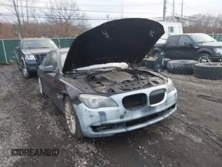 2009 BMW 7 Series 750Li с VIN WBAKB83509CY61759, выставлен на аукционе IAAI как лот 41121376 с пробегом Не указан миль и . История ставок и продаж доступна на DreamBid. Изображение 6.