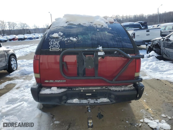 2002 Chevrolet Blazer LS with VIN 1GNCT18W12K108077, listed as a Copart auction lot 87490474 with 130,244 mi miles and Salvage Title. Bid and sale history available at carsss.com. Image 6.