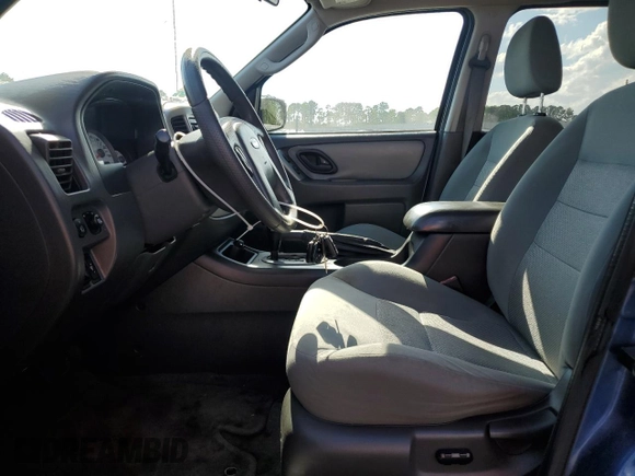 2007 Ford Escape XLT с VIN 1FMYU03Z57KB09114, выставлен на аукционе Copart как лот 57953935 с пробегом 196 067 миль миль и Чистый • Clean title. История ставок и продаж доступна на DreamBid. Изображение 7.