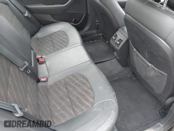 2018 Hyundai Sonata Sport with VIN 5NPE34AF0JH710477, listed as a IAAI auction lot 42104684 with 158,260 mi miles and . Bid and sale history available at carsss.com. Image 8.