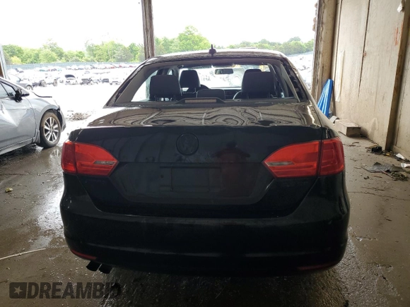 2013 Volkswagen Jetta SE with VIN 3VWDP7AJ1DM443688, listed as a Copart auction lot 55982585 with 137,112 mi miles and Salvage title. Bid and sale history available at DreamBid. Image 6.