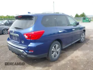 2019 Nissan Pathfinder SV z VIN 5N1DR2MM7KC617117, wystawiony jako IAAI lot #42342685 z przebiegiem 98 013 mil mil oraz . Historia ofert i sprzedaży dostępna na DreamBid. Obrazek 4.