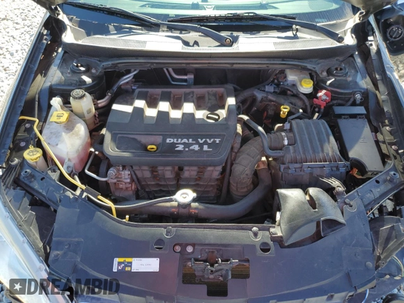2014 Chrysler 200 LX with VIN 1C3CCBAB2EN206063, listed as a Copart auction lot 43357875 with 139,951 mi miles and Salvage Title. Bid and sale history available at DreamBid. Image 12.