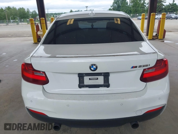 2016 BMW 2 Series M235i z VIN WBA1J7C52GV360561, wystawiony jako IAAI lot #42429129 z przebiegiem 90 218 mil mil oraz . Historia ofert i sprzedaży dostępna na DreamBid. Obrazek 16.