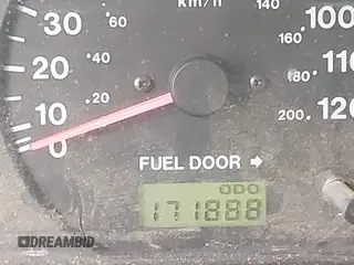 1999 Isuzu Trooper S z VIN JACDJ58X6X7922527, wystawiony jako IAAI lot #42461607 z przebiegiem 171 888 mil mil oraz . Historia ofert i sprzedaży dostępna na DreamBid. Obrazek 7.