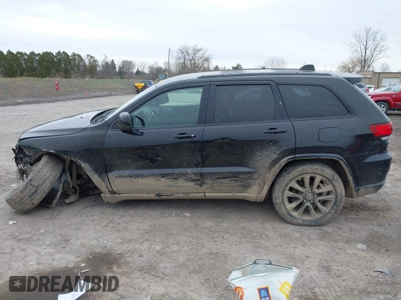 2019 Jeep Grand Cherokee Laredo E with VIN 1C4RJFAGXKC674676, listed as a IAAI auction lot 41942125 with 72,151 mi miles. Bid and sale history available at carsss.com. Image 15.
