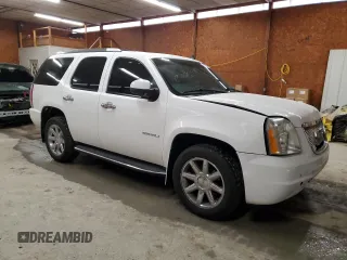 2013 GMC Yukon Denali with VIN 1GKS2EEF1DR319491, listed as a Copart auction lot 51065985 with 179,553 mi miles and Salvage Title. Bid and sale history available at carsss.com. Image 4.