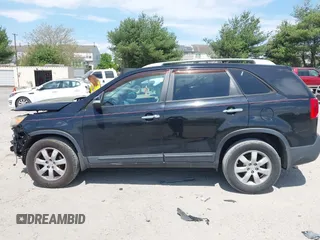 2011 Kia Sorento LX with VIN 5XYKT3A13BG162338, listed as a IAAI auction lot 42180644 with 118,482 mi miles and . Bid and sale history available at carsss.com. Image 14.