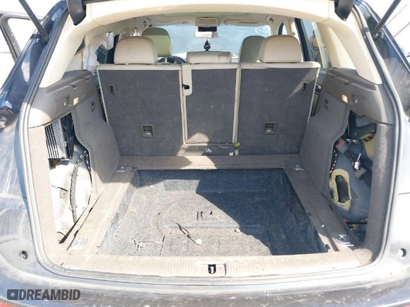 2015 Audi Q5 Premium with VIN WA1CFAFP6FA129539, listed as a IAAI auction lot 41378948 with 207,889 mi miles. Bid and sale history available at carsss.com. Image 8.