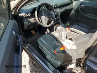 2003 Mercedes-Benz C 230 Kompressor with VIN WDBRN40J23A460301, listed as a Copart auction lot 53648495 with 133,887 mi miles and Salvage title. Bid and sale history available at DreamBid. Image 8.