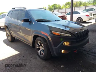 2016 Jeep Cherokee Trailhawk с VIN 1C4PJMBSXGW123829, выставлен на аукционе IAAI как лот 42316140 с пробегом 77 730 миль миль и . История ставок и продаж доступна на DreamBid. Изображение 1.