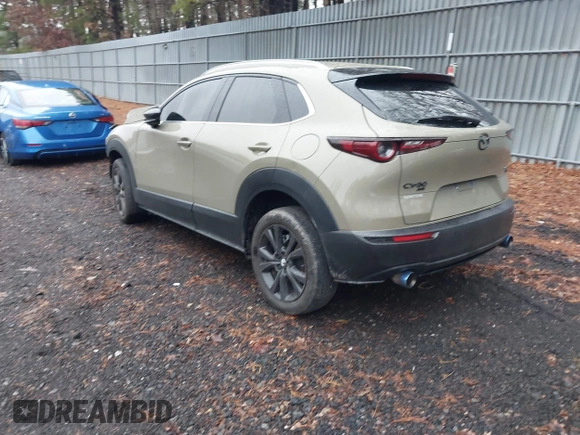 2024 Mazda CX-30 2.5 Carbon Turbo with VIN 3MVDMBXY1RM619079, listed as a IAAI auction lot 41063941 with 11,010 mi miles. Bid and sale history available at carsss.com. Image 3.