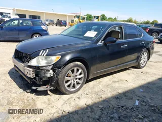 2008 Lexus LS 460 with VIN JTHBL46F885079935, listed as a IAAI auction lot 42013136 with 148,126 mi miles. Bid and sale history available at carsss.com. Image 2.