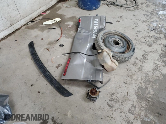 1987 Nissan Hardbody E с VIN JN6ND11S3HW057122, выставлен на аукционе Copart как лот 73303004 с пробегом 233 309 миль миль и Списание • Salvage title. История ставок и продаж доступна на DreamBid. Изображение 13.