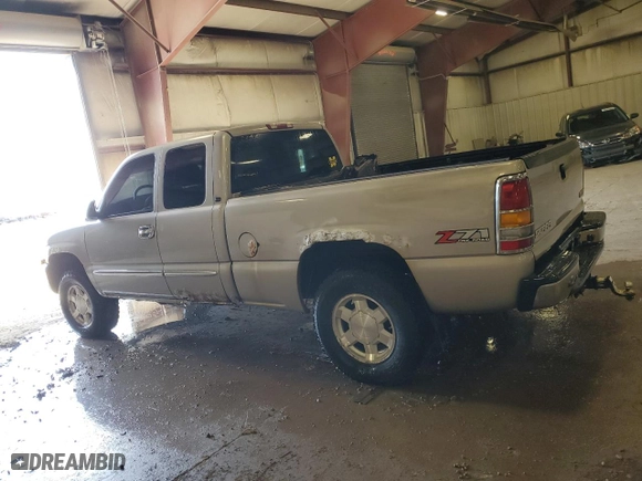 2004 GMC Sierra 1500 SLT with VIN 2GTEK19T541391689, listed as a Copart auction lot 50307595 with 0 mi miles and Clean Title. Bid and sale history available at carsss.com. Image 2.