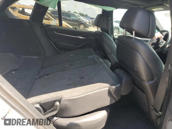 2015 BMW X5 xDrive50i z VIN 5UXKR6C50F0J75350, wystawiony jako Copart lot #55146105 z przebiegiem Nie podano mil oraz Szkoda całkowita • Salvage title. Historia ofert i sprzedaży dostępna na DreamBid. Obrazek 11.