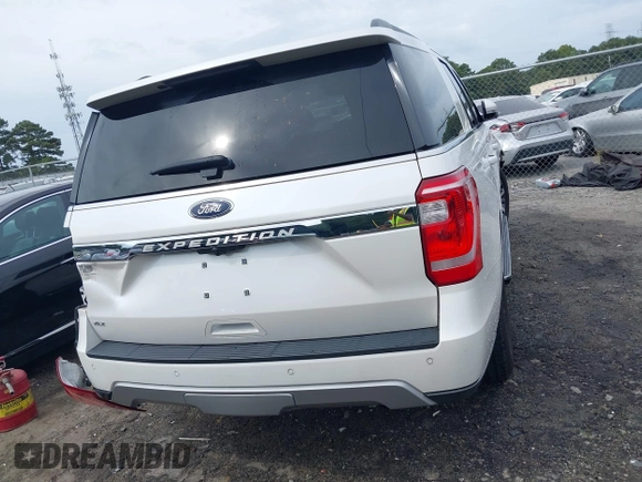 2018 Ford Expedition XLT with VIN 1FMJU1HT9JEA48285, listed as a IAAI auction lot 40282104 with 79,476 mi miles. Bid and sale history available at carsss.com. Image 16.