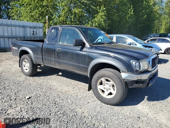 2004 Toyota Tacoma z VIN 5TEWN72N74Z389013, wystawiony jako Copart lot #55796005 z przebiegiem 199 637 mil mil oraz Czysty tytuł • Clean title. Historia ofert i sprzedaży dostępna na DreamBid. Obrazek 4.