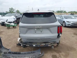 2023 Kia Sorento SX z VIN 5XYRKDLF0PG227203, wystawiony jako IAAI lot #42269412 z przebiegiem 22 641 mil mil oraz . Historia ofert i sprzedaży dostępna na DreamBid. Obrazek 17.