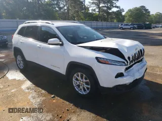 2017 Jeep Cherokee Latitude with VIN 1C4PJLCB9HW573417, listed as a Copart auction lot 52041095 with 139,964 mi miles and Salvage Title. Bid and sale history available at carsss.com. Image 4.