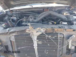 1992 Ford Bronco XL с VIN 1FMEU15N8NLA25301, выставлен на аукционе IAAI как лот 41749043 с пробегом 150 000 миль миль и . История ставок и продаж доступна на DreamBid. Изображение 10.