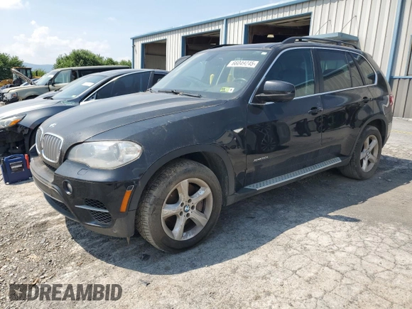 2013 BMW X5 xDrive50i with VIN 5UXZV8C52D0C16163, listed as a Copart auction lot 66049245 with 113,877 mi miles and Clean title. Bid and sale history available at DreamBid. Image 1.
