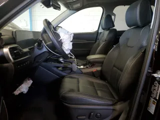 2024 Kia Telluride EX X-Line z VIN 5XYP3DGC9RG537485, wystawiony jako Copart lot #56516985 z przebiegiem 11 776 mil mil oraz Szkoda całkowita • Salvage title. Historia ofert i sprzedaży dostępna na DreamBid. Obrazek 7.