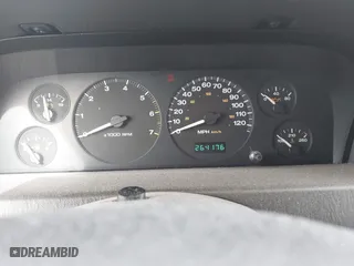 1999 Jeep Grand Cherokee Laredo with VIN 1J4GW58S6XC613307, listed as a IAAI auction lot 41592687 with 264,176 mi miles. Bid and sale history available at carsss.com. Image 7.