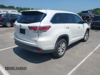 2014 Toyota Highlander LE z VIN 5TDZARFH8ES006333, wystawiony jako IAAI lot #42457836 z przebiegiem 177 747 mil mil oraz . Historia ofert i sprzedaży dostępna na DreamBid. Obrazek 4.