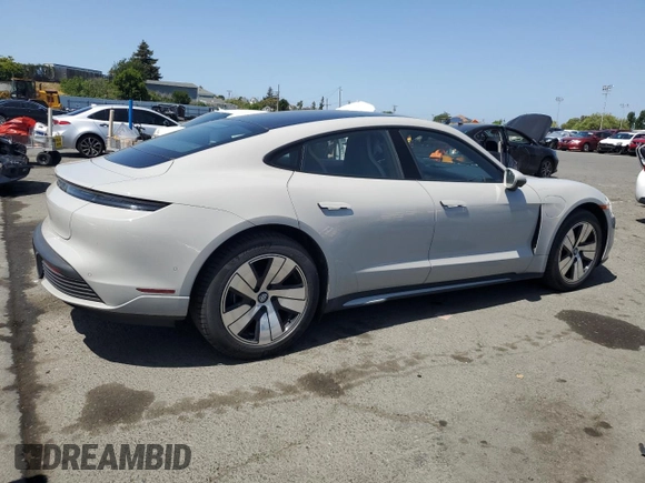 2023 Porsche Taycan z VIN WP0AA2Y16PSA13332, wystawiony jako Copart lot #55297385 z przebiegiem 18 822 mil mil oraz Szkoda całkowita • Salvage title. Historia ofert i sprzedaży dostępna na DreamBid. Obrazek 3.
