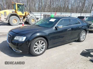 2019 Chrysler 300 Limited with VIN 2C3CCAKGXKH569123, listed as a IAAI auction lot 41786636 with 63,540 mi miles. Bid and sale history available at carsss.com. Image 17.
