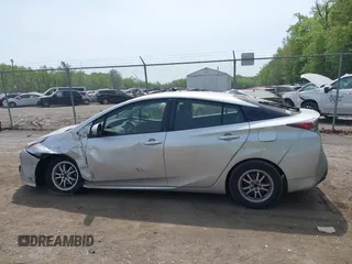 2016 Toyota Prius Two with VIN JTDKBRFU1G3514529, listed as a IAAI auction lot 42098094 with 183,687 mi miles and . Bid and sale history available at DreamBid. Image 14.