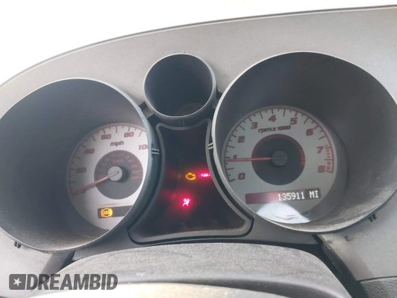 2006 Pontiac Solstice z VIN 1G2MB35B36Y119456, wystawiony jako IAAI lot #41850695 z przebiegiem 135 911 mil mil oraz . Historia ofert i sprzedaży dostępna na DreamBid. Obrazek 7.