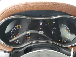2015 Jeep Grand Cherokee Summit with VIN 1C4RJFJT6FC950774, listed as a Copart auction lot 88510105 with 205,012 mi miles and Salvage Title. Bid and sale history available at carsss.com. Image 9.
