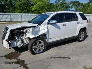 2013 GMC Terrain SLT z VIN 2GKFLWE31D6274266, wystawiony jako Copart lot #53451835 z przebiegiem 131 230 mil mil oraz Szkody całkowita. Historia ofert i sprzedaży dostępna na DreamBid. Obrazek 1.