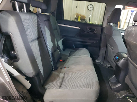 2016 Toyota Highlander LE with VIN 5TDBKRFH4GS258503, listed as a Copart auction lot 43762705 with 106,259 mi miles and Salvage Title. Bid and sale history available at carsss.com. Image 11.